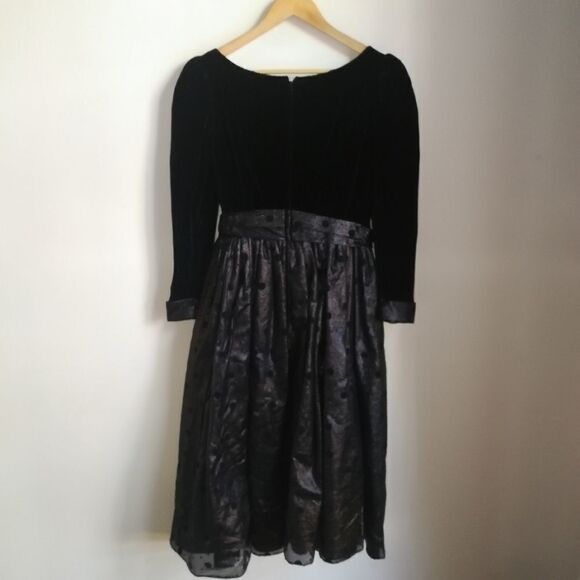 Vintage HOLT RENFREW 80 English Black Velvet & Silky Dots Cocktail Dress Medium - Picture 15 of 15